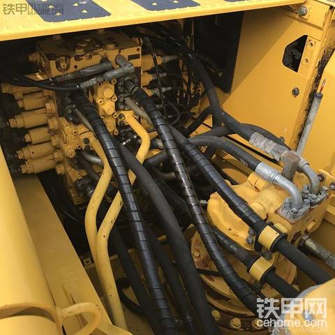 小松 PC200-8 二手挖掘機價格 62萬 2100小時