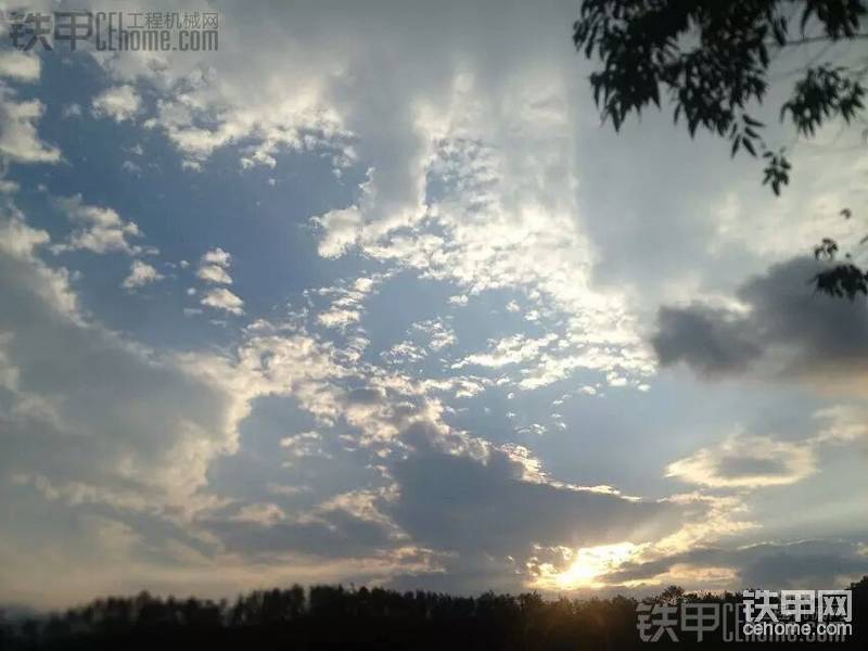 撥云見日，陰霾過后必是晴天，希望就在前方