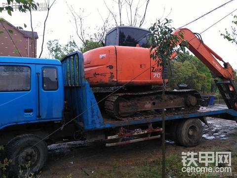 又是一天的雨，曬曬前天剛買的平板車