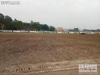 足球場精細平整