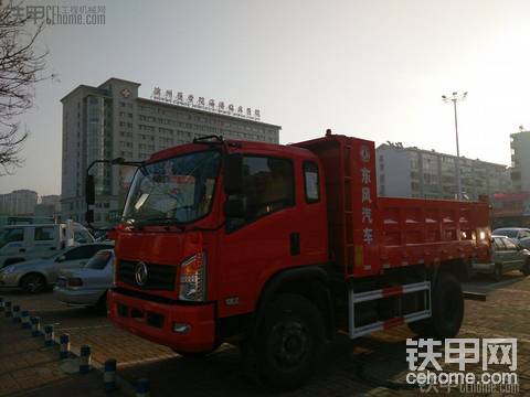 東風(fēng)小型自卸車  大家看看怎么樣