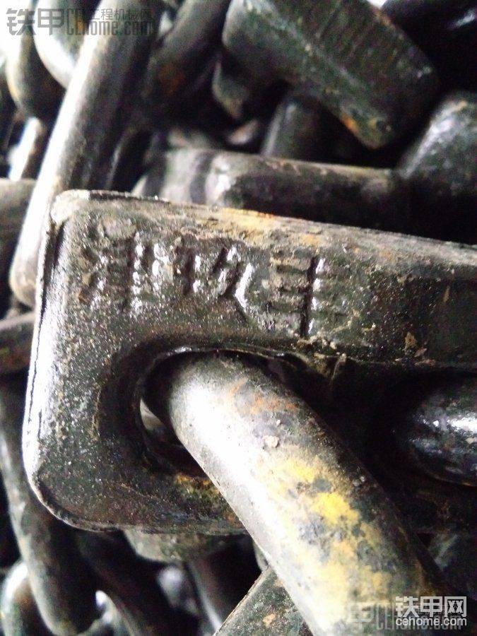 隧道出渣作業(yè)，新車保護(hù)鏈一定要裝的，津玖豐，名牌，也是好鏈條