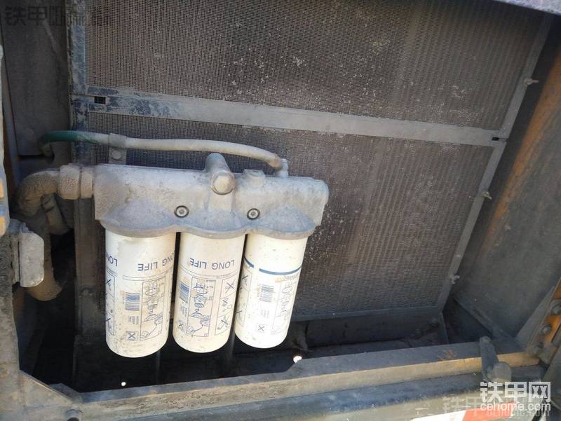 机油滤芯和水箱散热器正常
