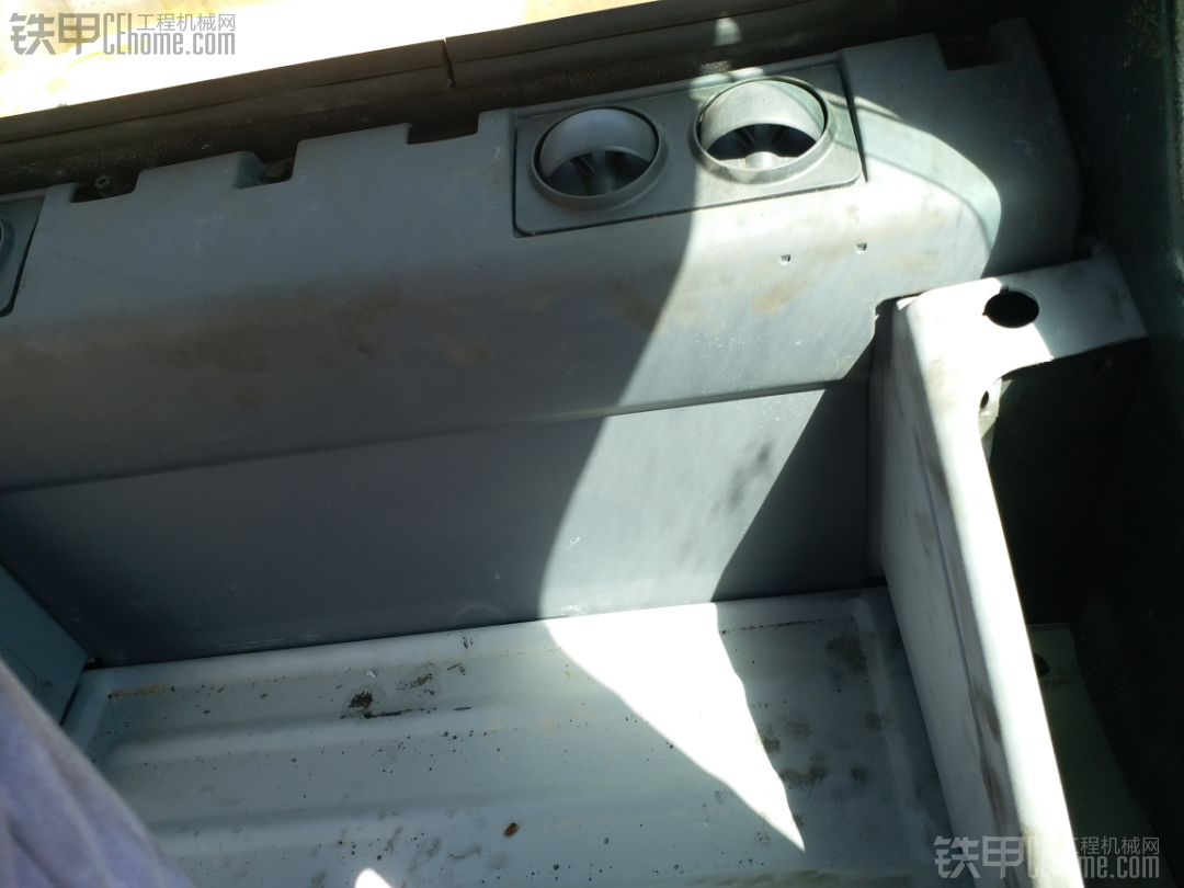 出售小松200-7