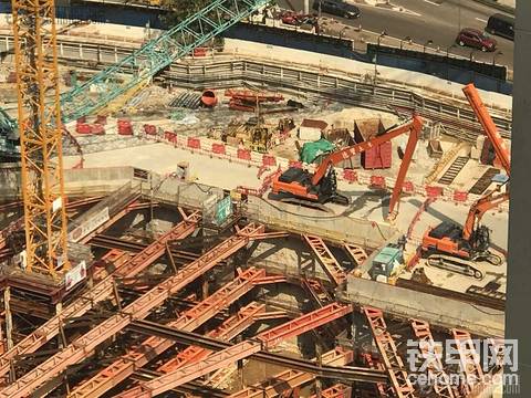 香港工地上的工程机械