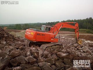 鐵甲人才多，都來看看是不是進(jìn)口車！