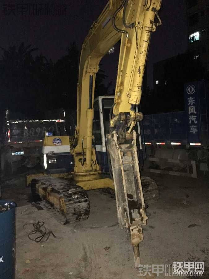 不是新炮，是以前那臺(tái)加藤250上面的。是個(gè)75炮