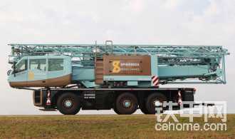 Spierings  SK387-AT3 City Boy  液壓移動(dòng)式塔吊