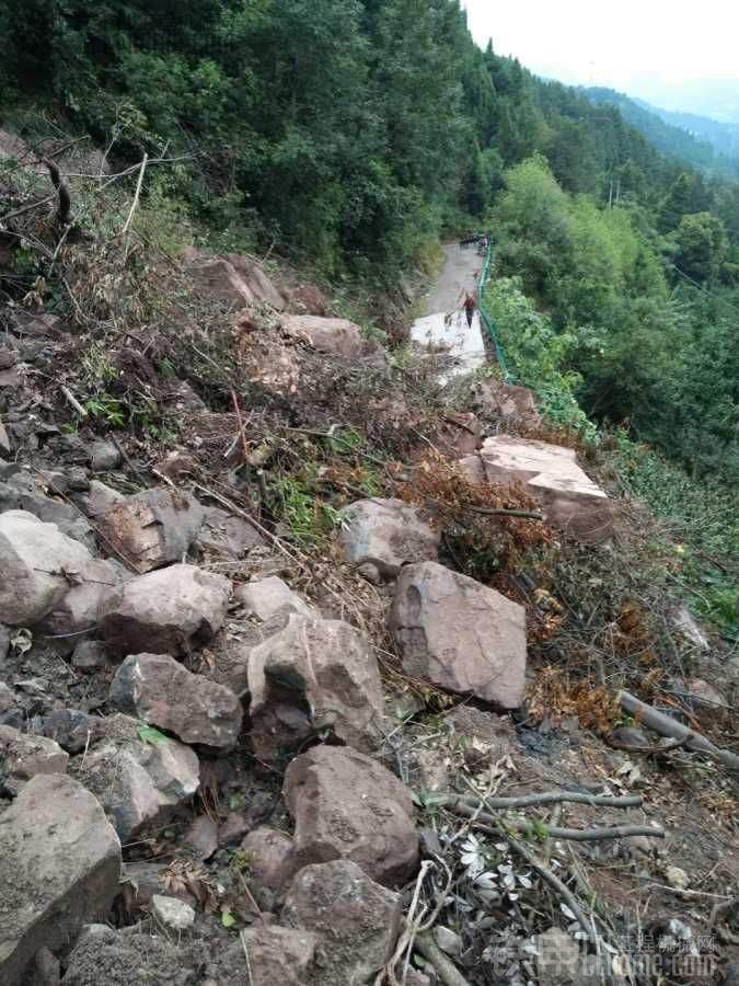 下雨就塌方，活來(lái)了