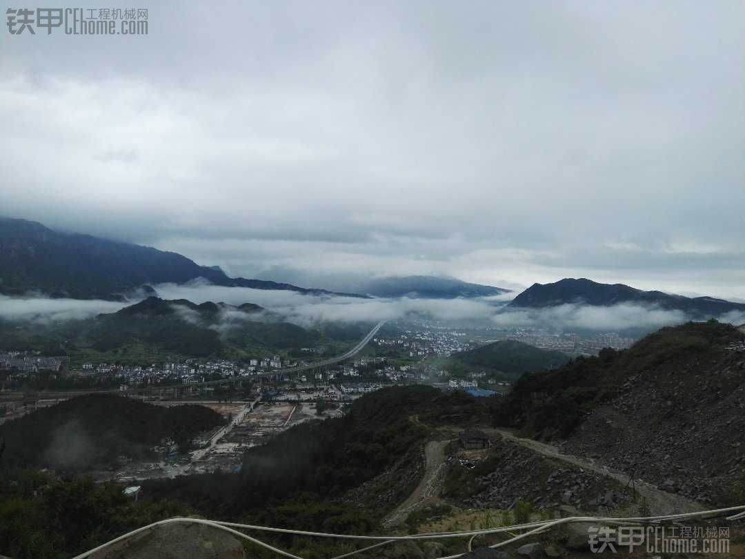 大雨過后的廬山