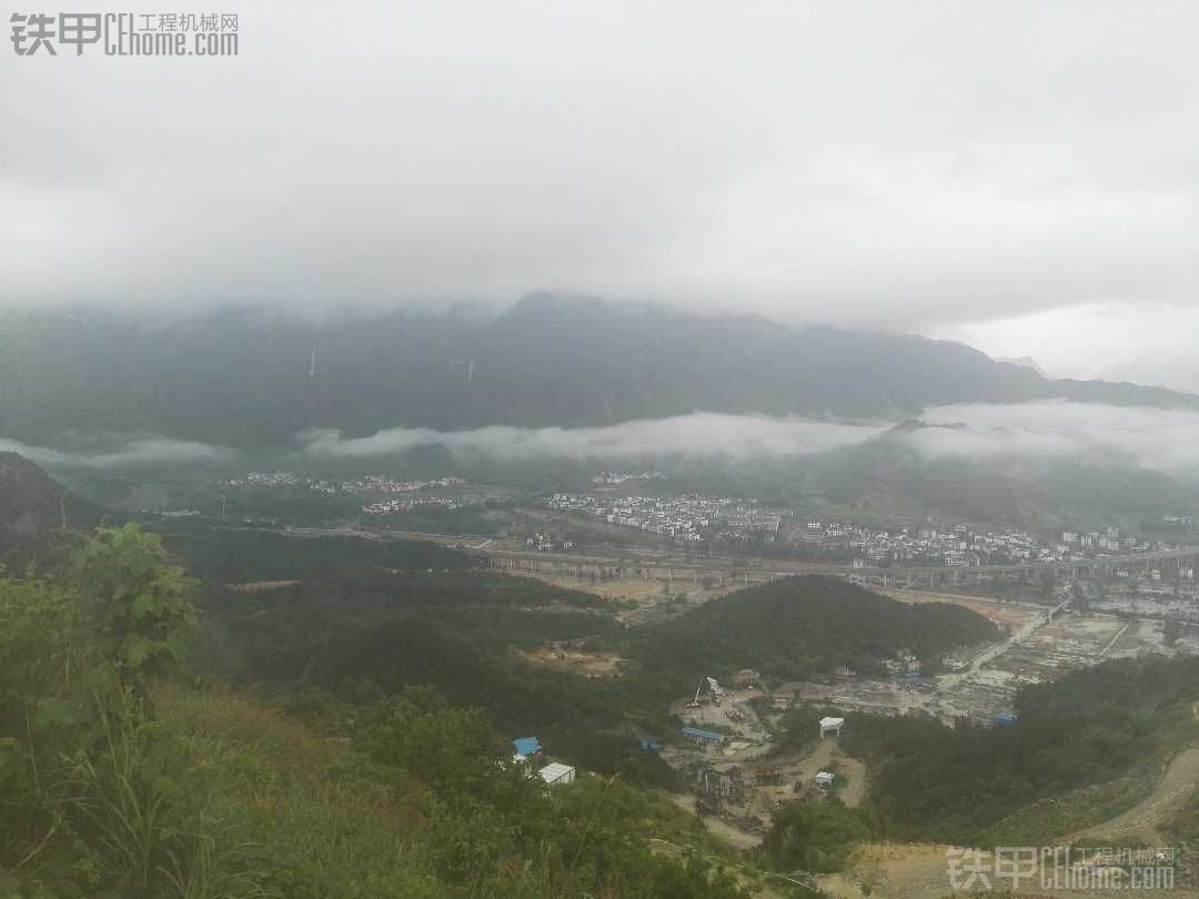 大雨過后的廬山