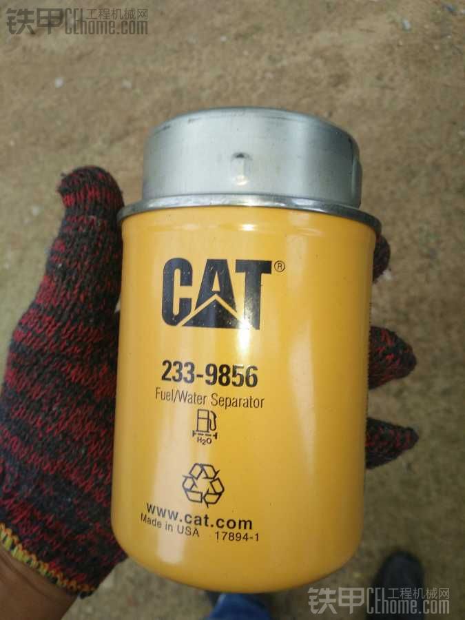 卡特305.5E2柴油滤芯是什么型号？