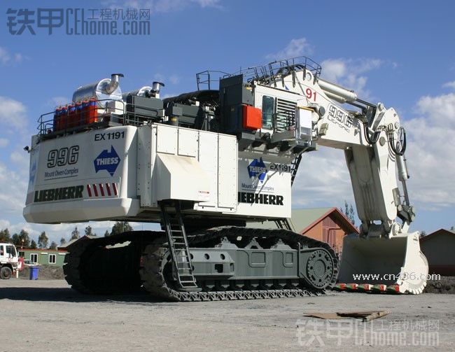 利勃海尔R9800矿用挖掘机