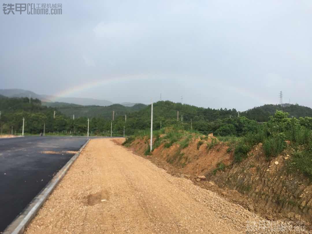 雨過天晴 捕捉彩虹一枚