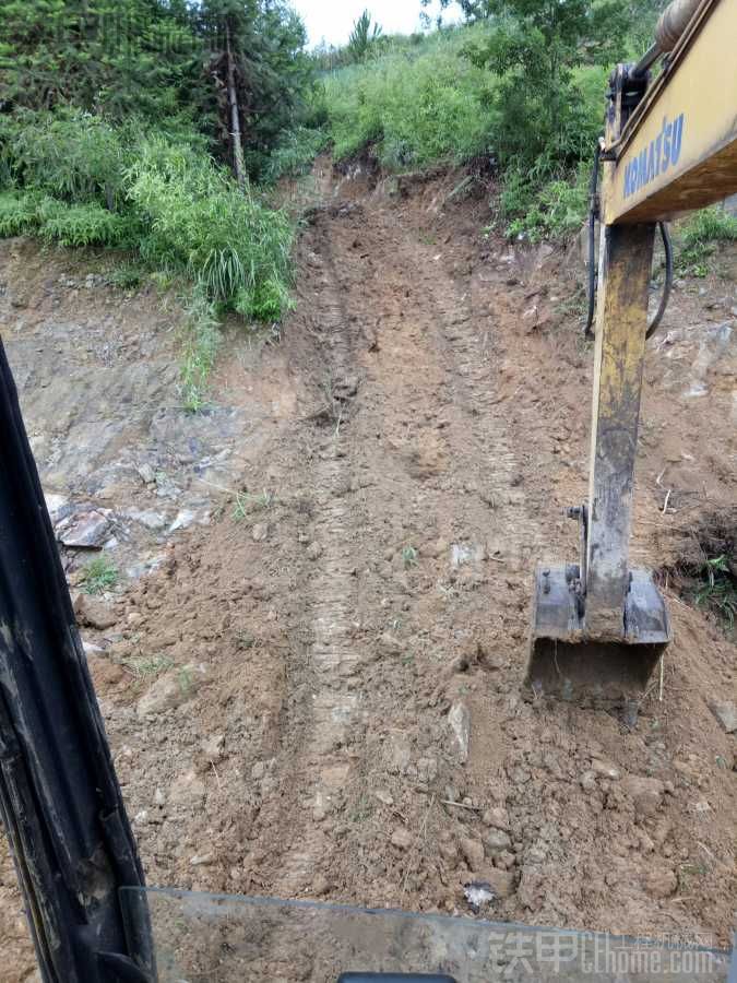 兩年平地司機。今天上山扒山皮