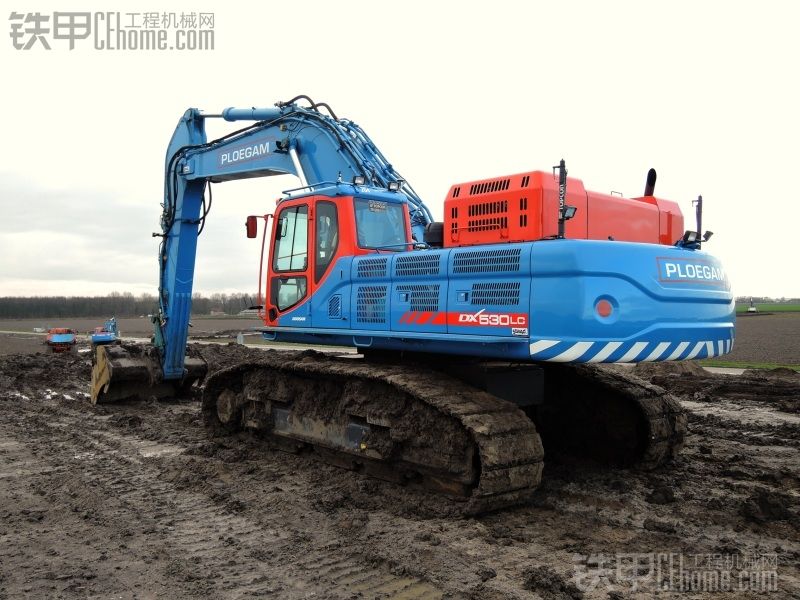 DOOSAN DX520-3