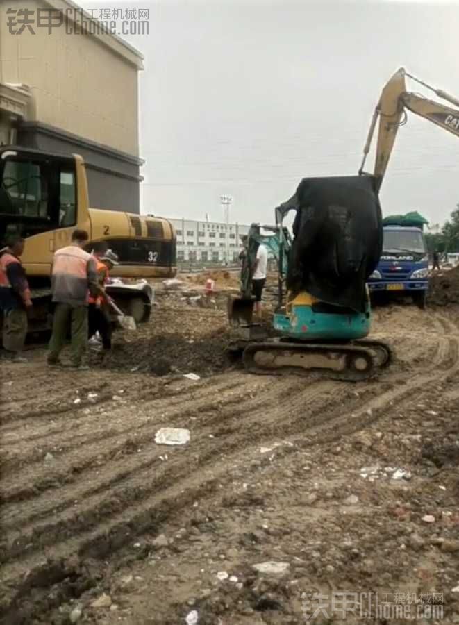 不管大車小車只要不壞能掙錢就是好車