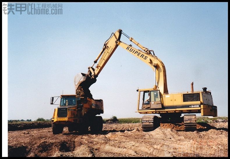 Caterpillar 245