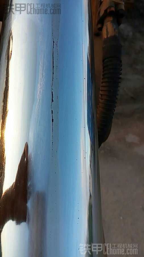 铲斗油杆划坏了怎么修复