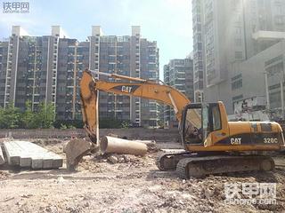【淘机故事】替班5天 我终于拿下卡特320C挖掘机