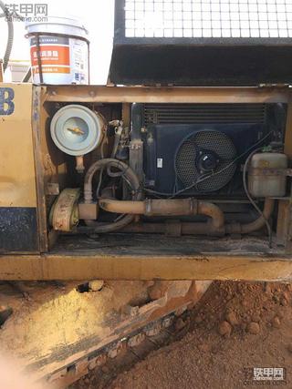 卡特E200B极品飞车