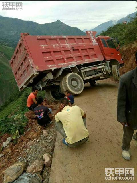 老铁们！请把我放下来，我还可以继续秀！谢谢！