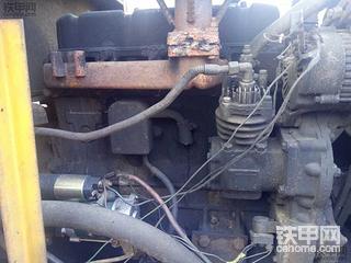求购发动机一台