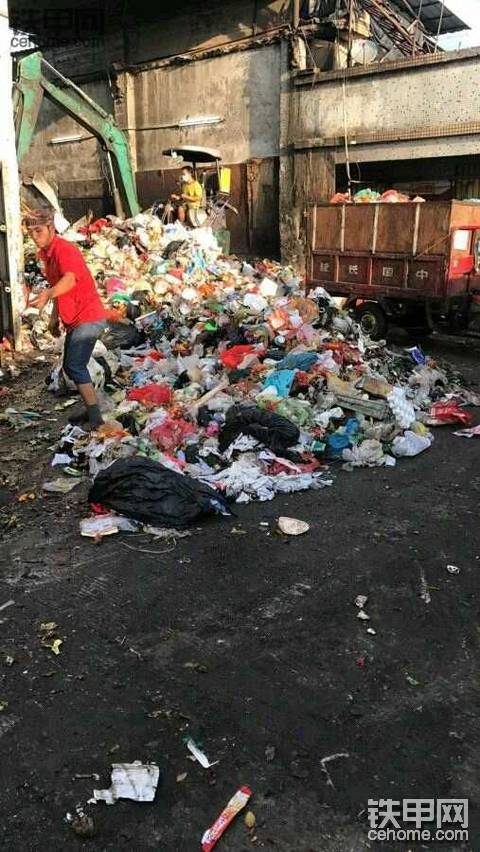 国产车小挖  除了柳工三一  其他的最好不要考虑