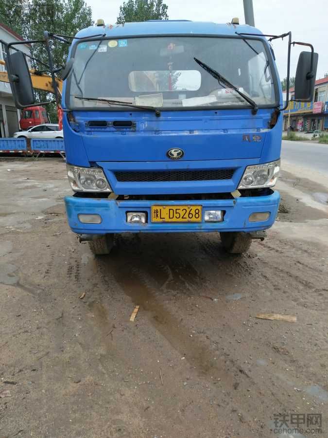 賣板車，能拉15噸挖機。