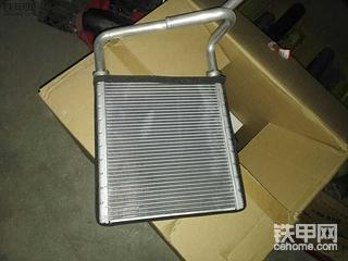 十几年维修师傅透露：挖机防冻液的小秘密