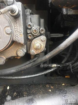 花费50元 自己动手解决卡特320D挖机憋车