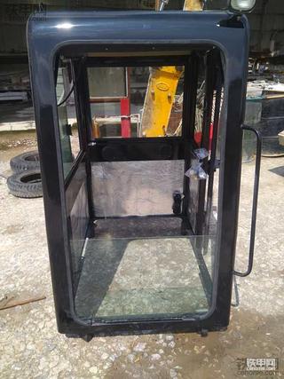 卡特305.5E驾驶室终于做好了