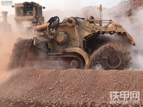 广东地基，石方，碎岩金刚施工照片（多图）