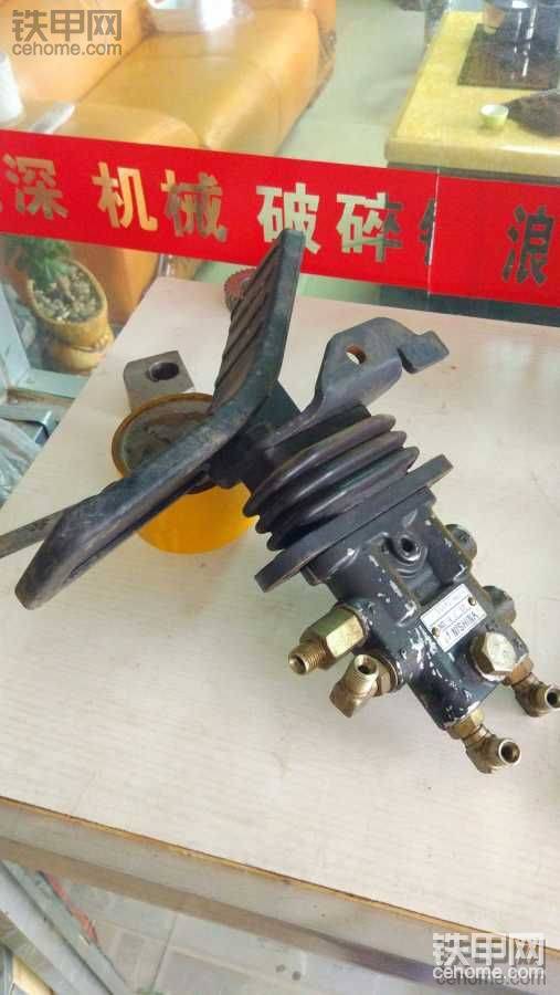 出售挖機(jī)原裝進(jìn)口二手件-帖子圖片