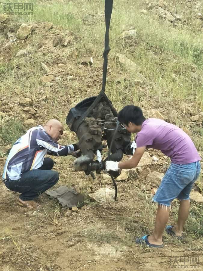 壞了，拆卸更換中