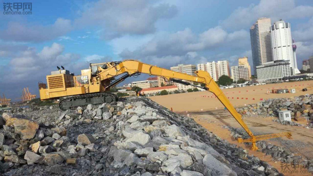 非洲,斯里兰卡施工现场工况,吊装5-16吨位石头,海外安装人员已陆续