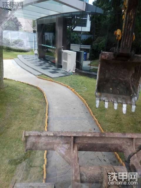 管理員說隨便壓