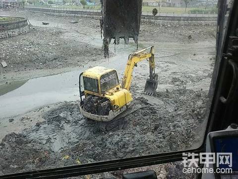 下河撈魚