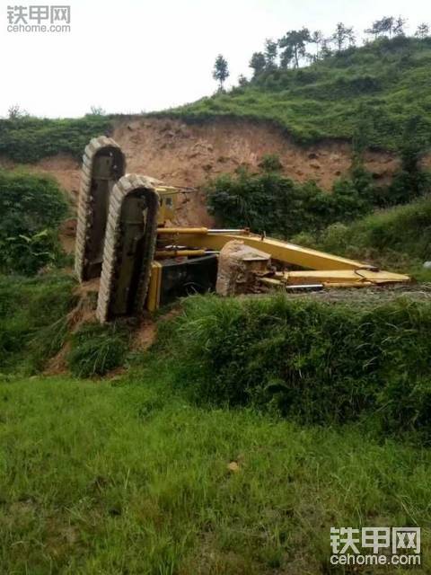 極品小松120一年后再次翻車！