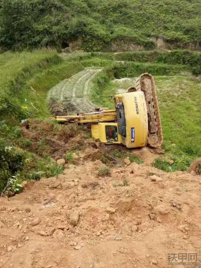 極品小松120一年后再次翻車！