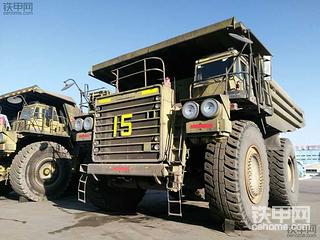 那么多的卡車，就服你!