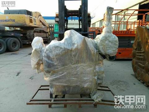 這個是小松270-7的發(fā)動機