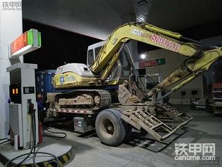 住友60，三菱4m40发动机大修