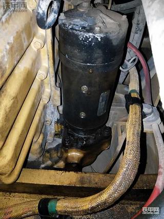 卡特330C漏液压油