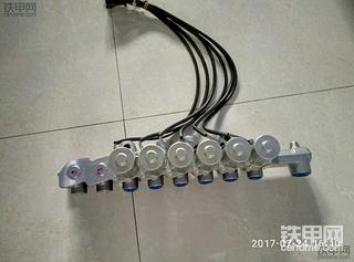 小松200-7电磁阀组，是6个的，360-7是7连阀
