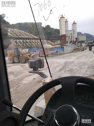 龙工855