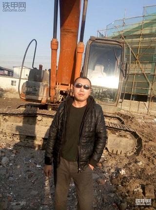 我的13年挖机路《二》选择了挖机就等于选择了寂寞
