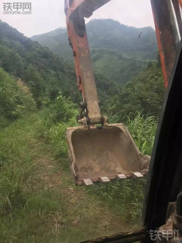 挖斷電纜，偷過礦，沒有誰能阻擋我的挖機(jī)生涯