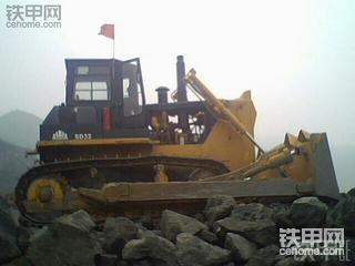 山推SD32推土机在铁矿的峥嵘岁月