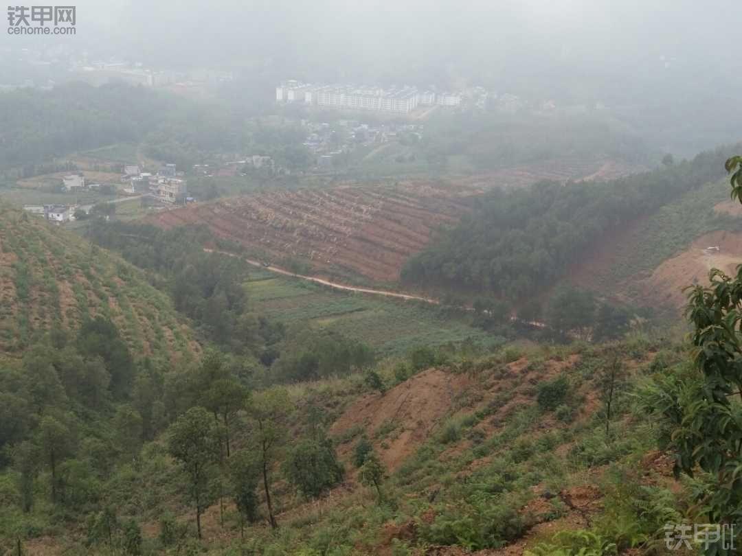 '要在這山上干兩年